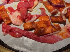 -韩京炭火烤肉自助料理(柯桥万达店)