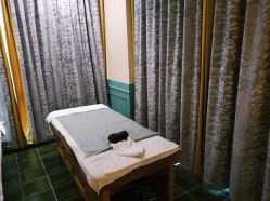 -静博士养生美容连锁