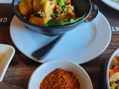 豆腐炒辣椒-Chom Cafe and Restaurant