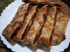 -溢心园香河肉饼总店