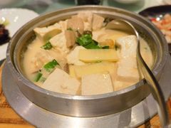 -晶采轩(虹桥路店)