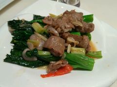 菜心炒牛肉-太兴烧味餐厅(白加士街店)