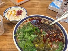 -云阿蛮云南生烫牛肉米线(奉贤路店)