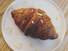 原味牛角包-GOTLOT COFFEE&KITCHEN角落厨房NOOK店