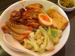 金奖卤鹅肉饭-陈鹏鹏潮汕菜(宝安机场T3航站楼店)