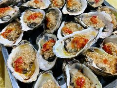 -蚝哥花姐湛江烤生蚝(美丽湾市场店)
