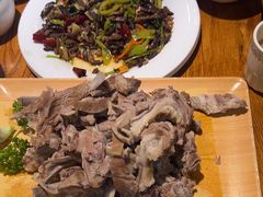 -蒙艾里民族传统菜蒙餐