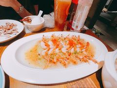 蒜蓉铜盘焗大头虾-大鸽饭(岗顶店)