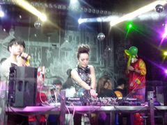 IMG_20140216_002257-HiIbiza酒吧