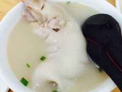 -雷祖芳老妈蹄花店
