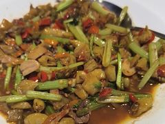 -严记小天府酸菜鱼(西四路店)