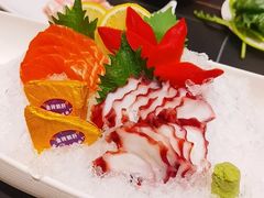 -余欢领鲜火锅(新街口店)