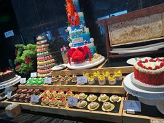 -雍容荟帝王蟹活龙虾展台自助(IFS黑金店)
