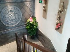 -亿诣蝎府炸酱面羊蝎子火锅(酷车小镇店)