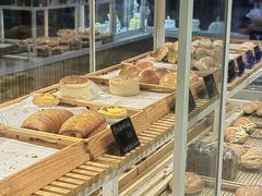 -焙丽拾光(麦凯乐直营店)