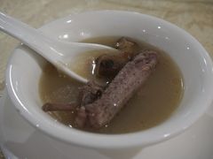 -红旗山庄(圭峰山店)