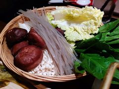 蔬菜菌菇拼-赤RedBowl川锅·炙烤·板前(北京瑰丽酒店)