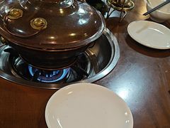 -岳记兴隆·青城腊排铜火锅(融创店)