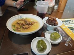 -正一涵老味道名小吃(广汉总店)