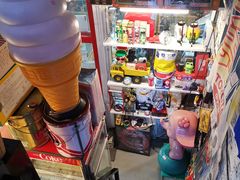 -席娜卡琳火车铁道夜市