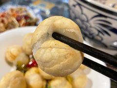 酸菜炒汤团-蜗牛小馆醉乡民谣云南菜(惠新西里店)