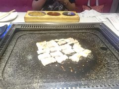 -韩红石板肉(范西路店)