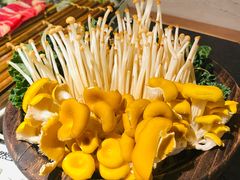 -三出山火锅(万象天地店)