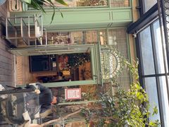 -玛格萝妮比萨屋(四平店)