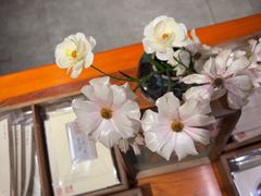 -邊城書店