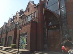 -钟书阁(松江泰晤士小镇店)