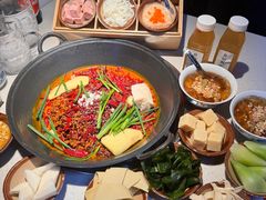 -芈重山老火锅(广州首店)