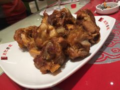 -吴记酱骨炖菜馆(西大直街店)