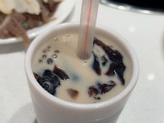 -爱有声毛肚串串火锅自助(龙之梦大都汇店)