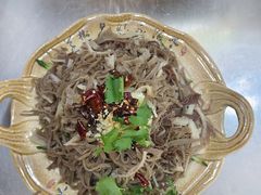 -老码头黑皮肘子锅包肉(文政街店)