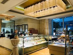 面包甜点陈列柜-宁波华侨温德姆至尊豪廷大酒店·多丽美食屋