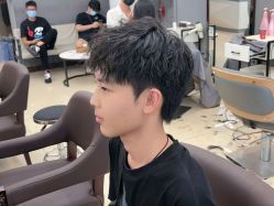 -藤野造型·烫发染发