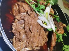 -运气牛自助酱大骨火锅(南京东路店)