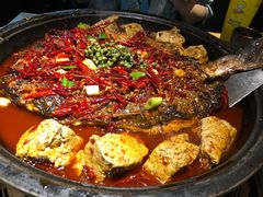 -吞鱼兽麻辣烤鱼(万达店)