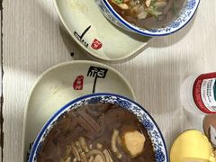 -叶新小吃店(来凤小区总店)