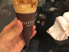 双拼冰淇淋-GODIVA(万象城店)