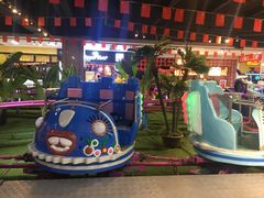 -鸿通城购物中心