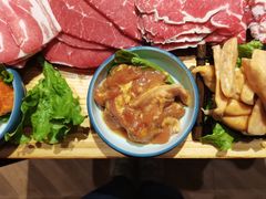 -明洞阿姨·韩式酱蟹烤肉·创意料理(三元桥店)