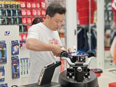 -Wilson威尔胜(漕溪北路店)