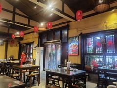 -富正毅三下锅·湘西韵味(天门山索道店)