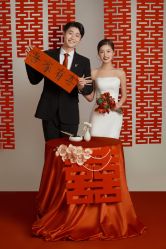 -喜爱高定婚纱摄影