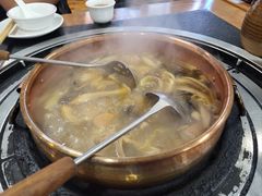 -阿山卓·野生菌火锅·纳西火塘烤肉