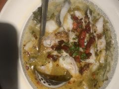 -鱼亨小鲜酸菜鱼(大信店)
