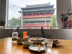 卡座-苦尽酒馆·川菜(鼓楼店)