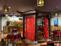-MAX伯爵沉浸式超级游戏体验馆·实景桌游·剧本杀(小时代店)