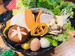 -呷哺呷哺(万达新世界店)